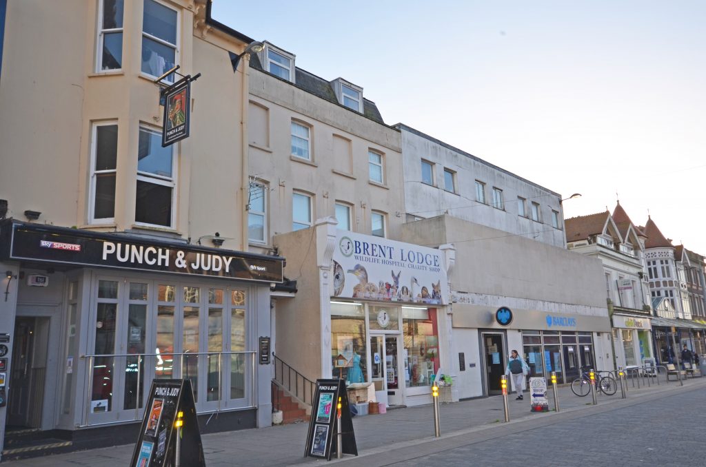 Things to consider when purchasing a flat Bognor Regis Estate Agents